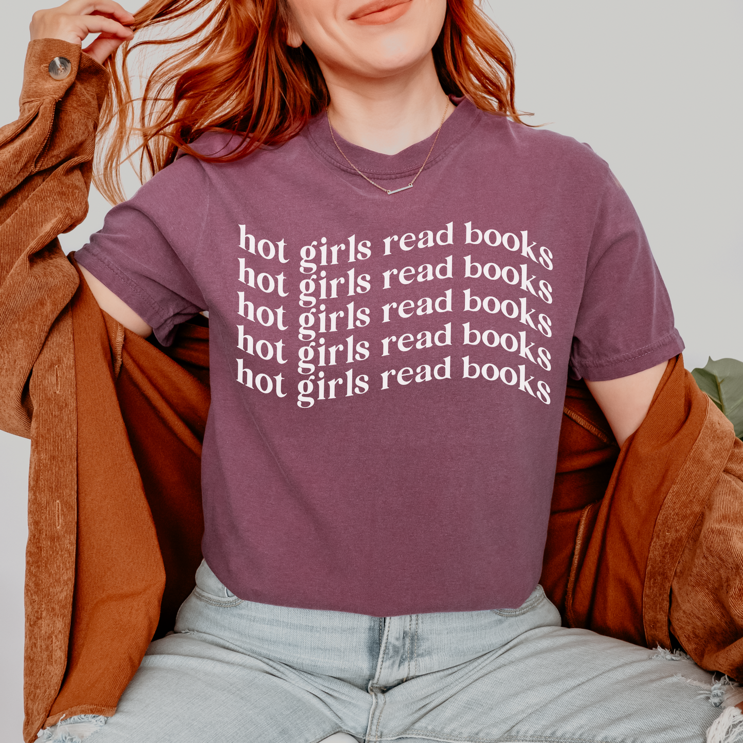 Hot Girls Read Books Tee